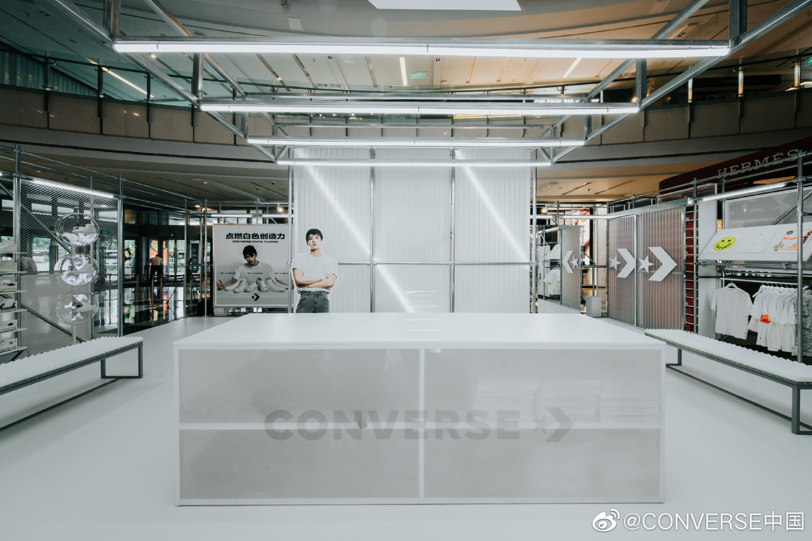 快看！CONVERSE白色快閃店在上海來福士廣場舉行